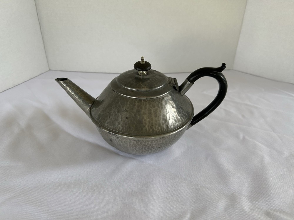 Vintage English Pewter Hand Hammered Teapot - Bakelite Handle