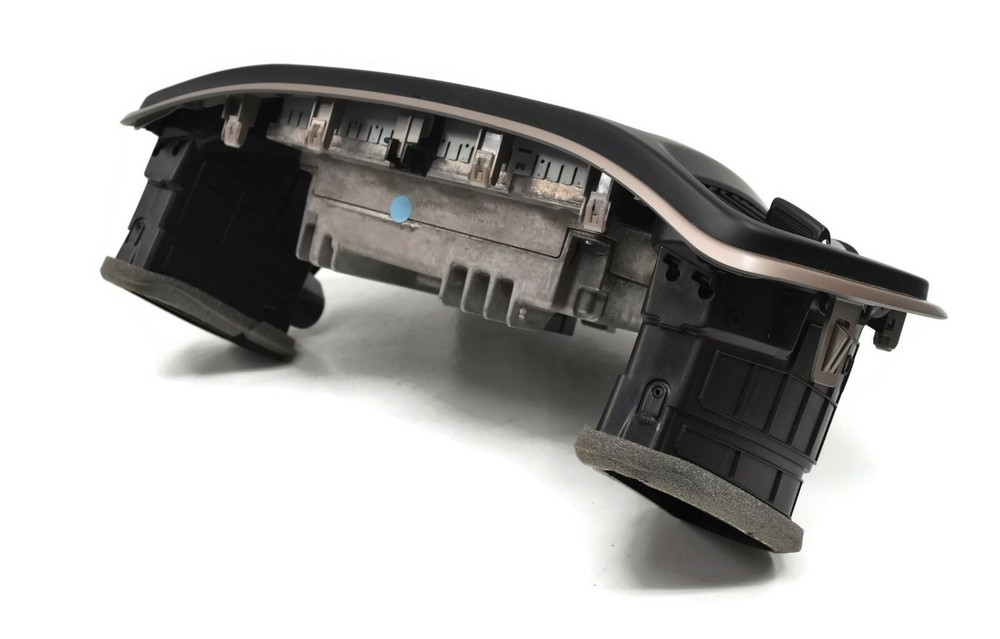 2013-2017 DODGE RAM JEEP UCONNECT NAVIGATION 8.4'' TOUCH SCREEN 68238621AE