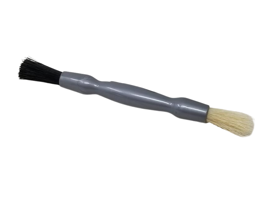 Magnolia Brush - Two-Way Mini Brush