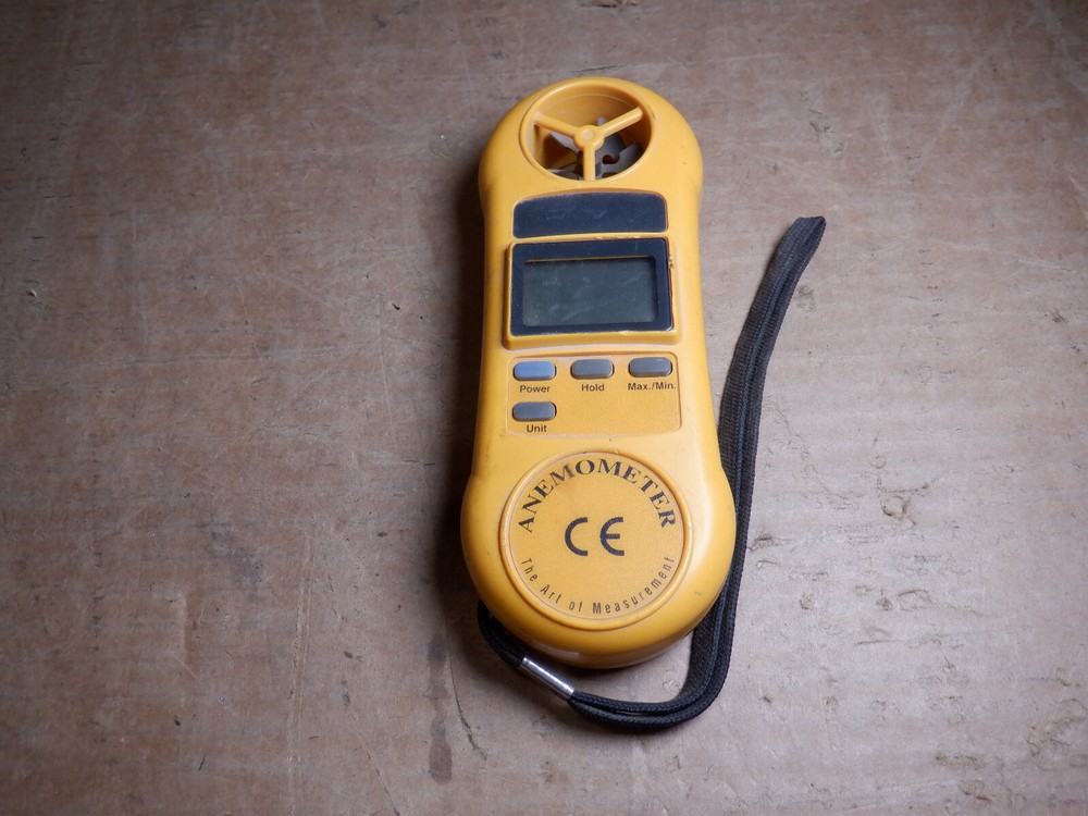 DIGITAL AIR/WIND SPEED ANEMOMETER