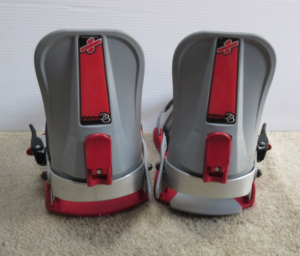 Vintage Division 23 Snowboard Bindings Size Medium