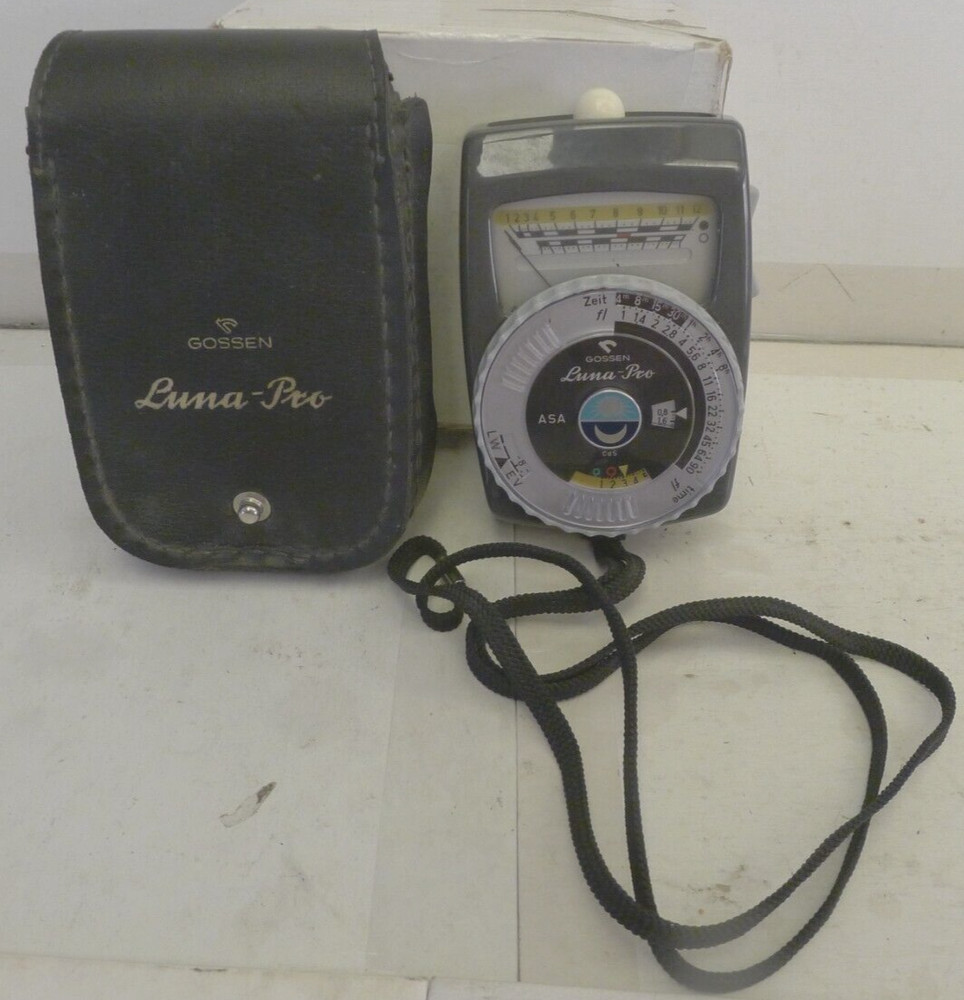 Gossen Luna Pro Light Meter with Leather Case & Strap - Made in Germany -