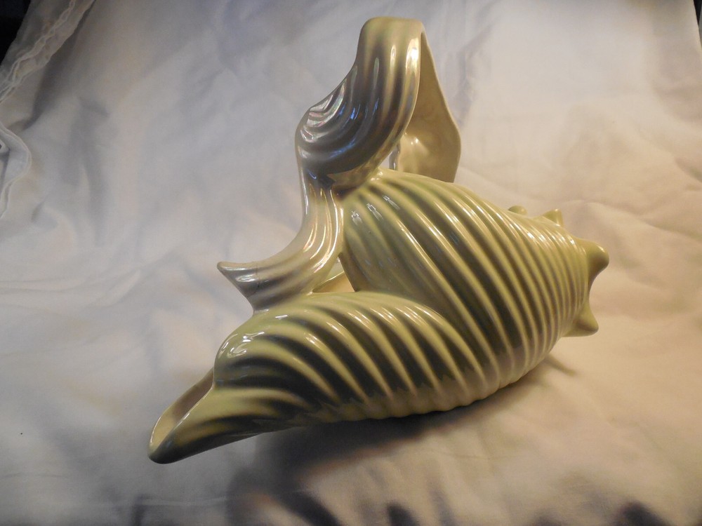 Vintage Conch sea shell Mermaid handle ceramic planet basket