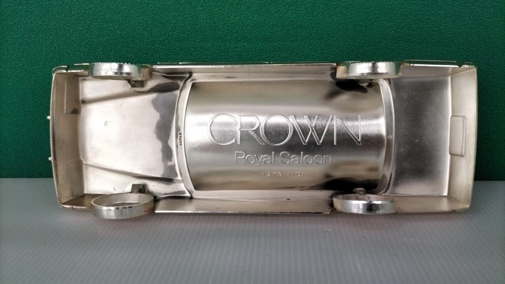Toyota Crown Cigarette Case