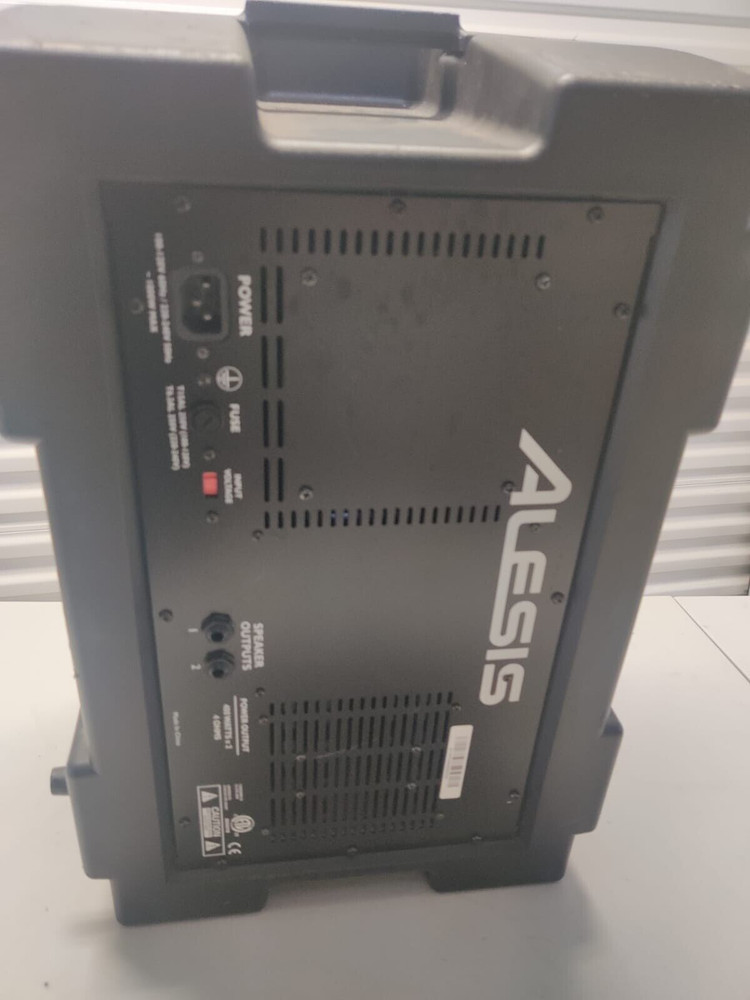 Alesis Gigamix 8FX Powered Mixer *