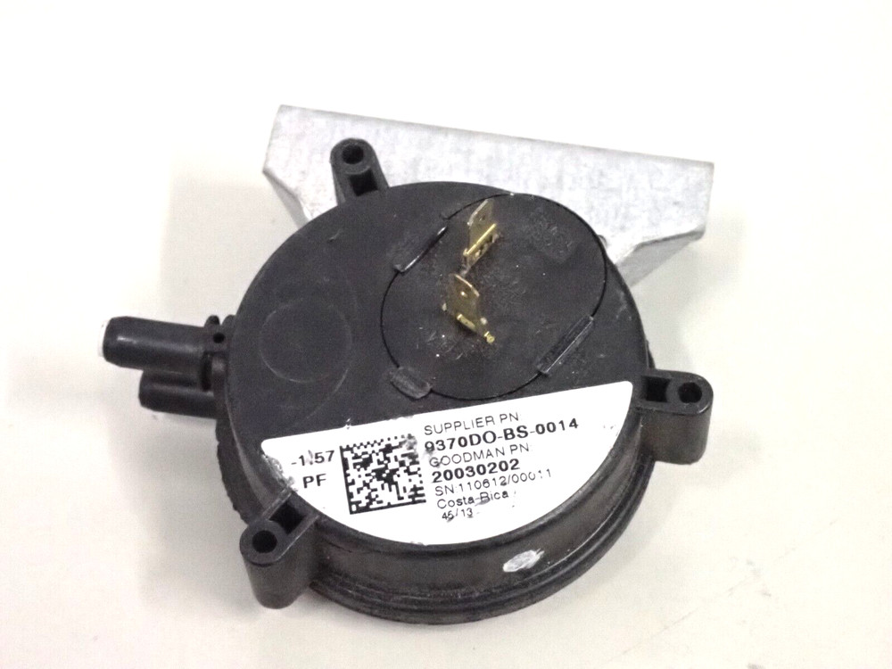 9370DO-BS-0014 AIR PRESSURE SWITCH USED