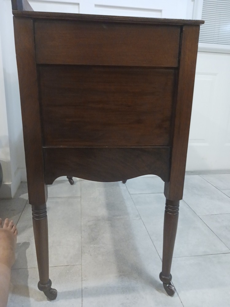 Walnut Antique Sideboard Buffet Cabinet 2 Doors With Lock On Casters