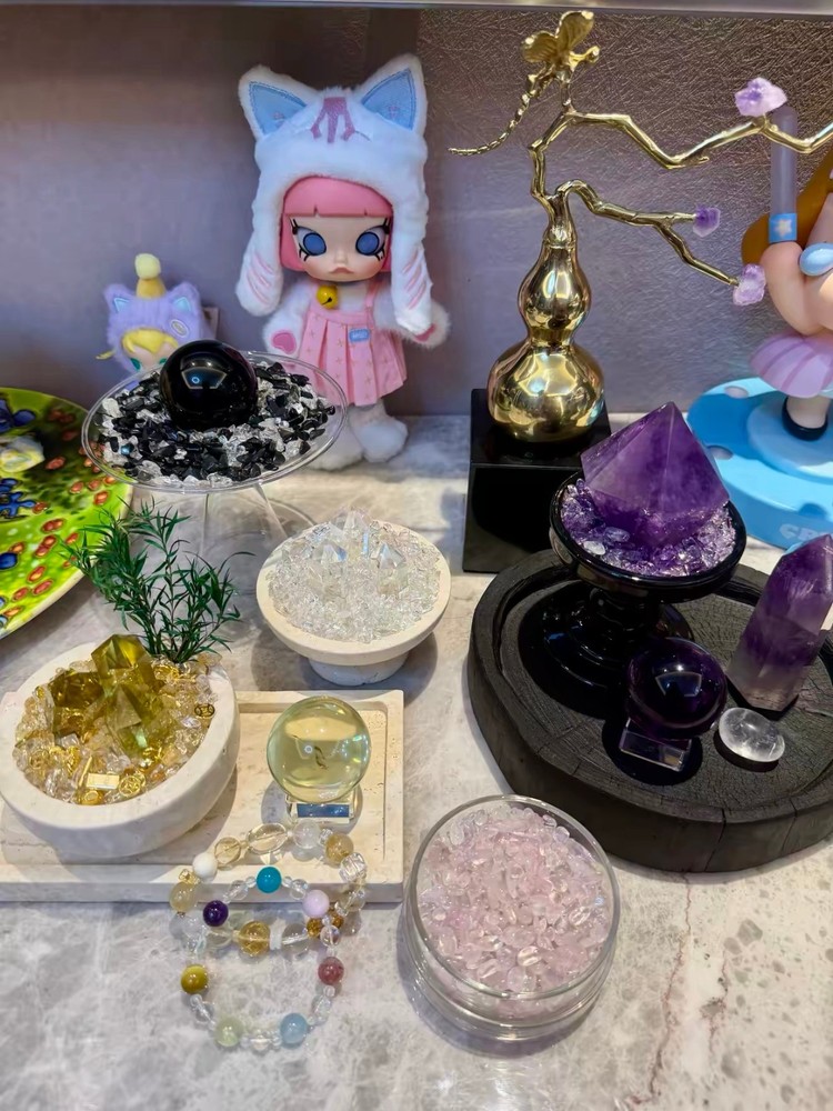 Natural Amethyst Energy Array Ornament - Premium Home Decor