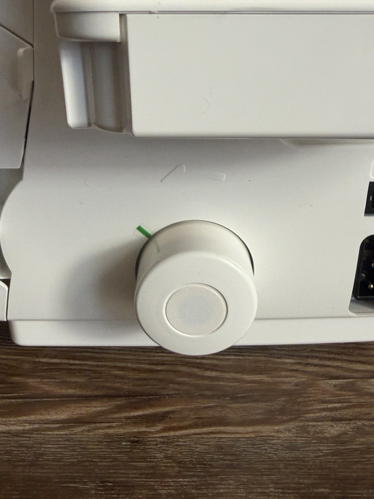 Baby Lock Imagine Model BLE1AT-2 Serger Jet-Air / Self-Threading Machine