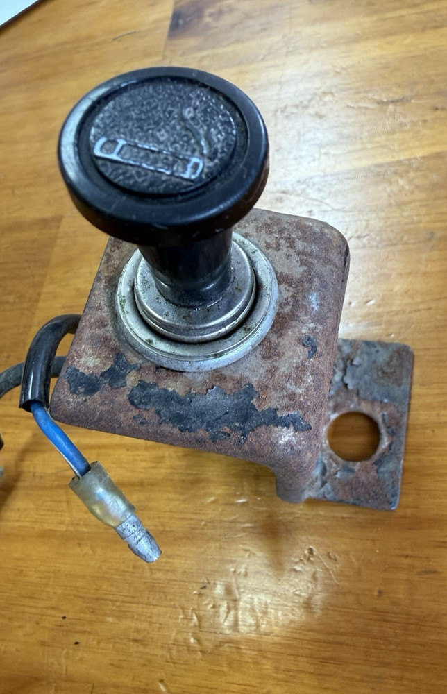 Datsun 240z Cigarette Lighter