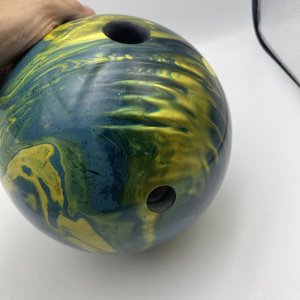 brunswick bowling ball Python 15.71 Lb.