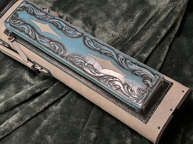 Volturi Custom Pool Case 4x8 Genuine Leather with Backpack Straps.
