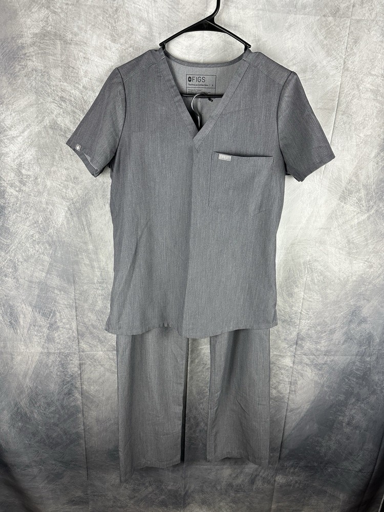 FIGS Women's Technical Collection Scrub Set Gray  2-Piece Uniform Size Small
