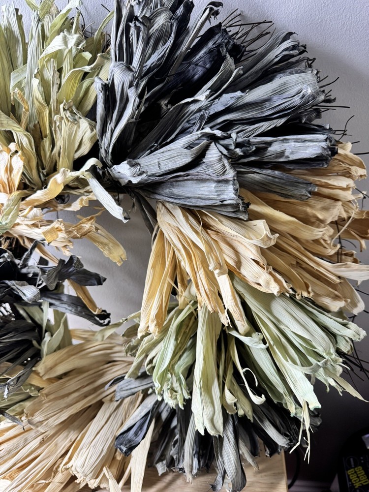 Round Colored Corn Husk Wreath