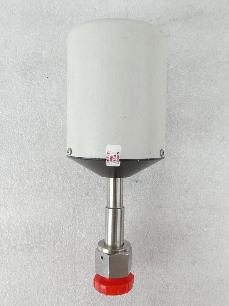 Edwards W655-31-611 Barocel Pressure Sensor 100 Torr Tested Working Surplus