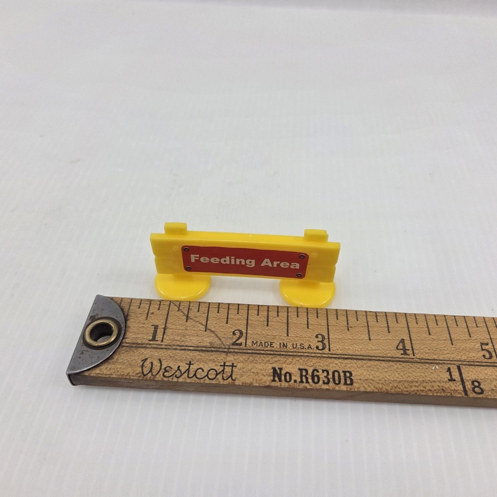 Yellow Construction Feeding Area Plastic Fence Accessory