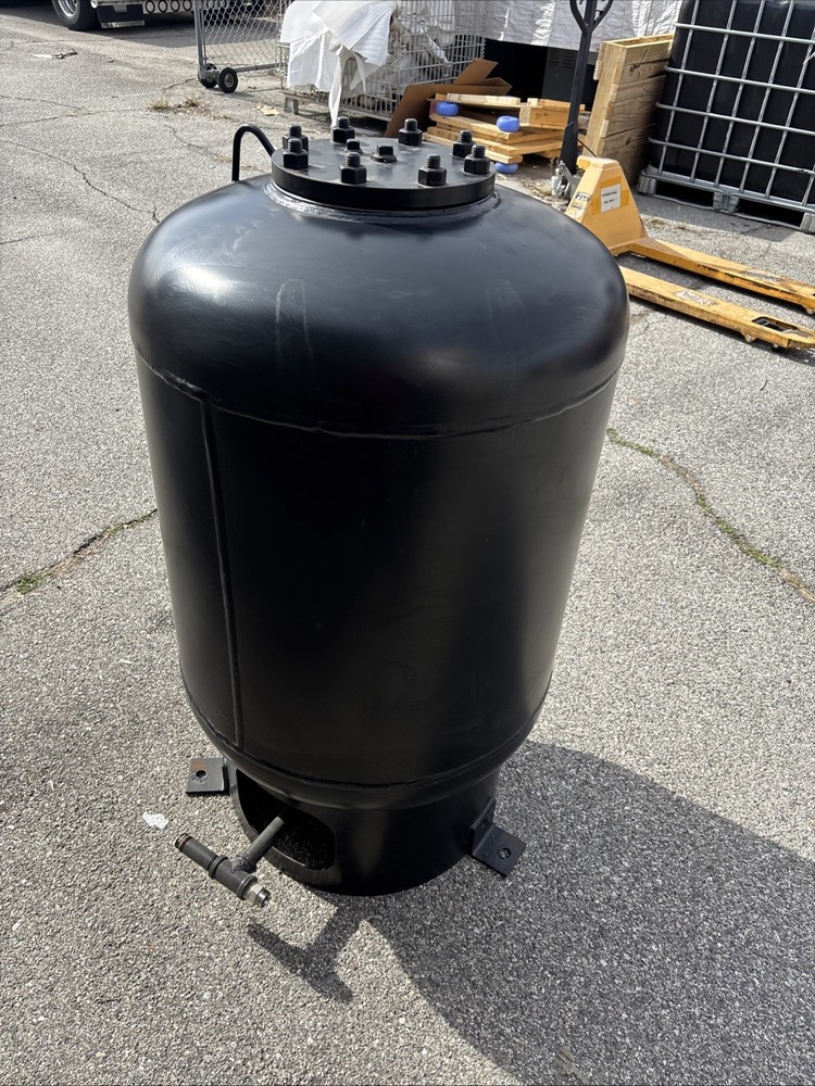 GRUNDFOS GFXA-200 53 Gallon Potable Expansion Tank Used
