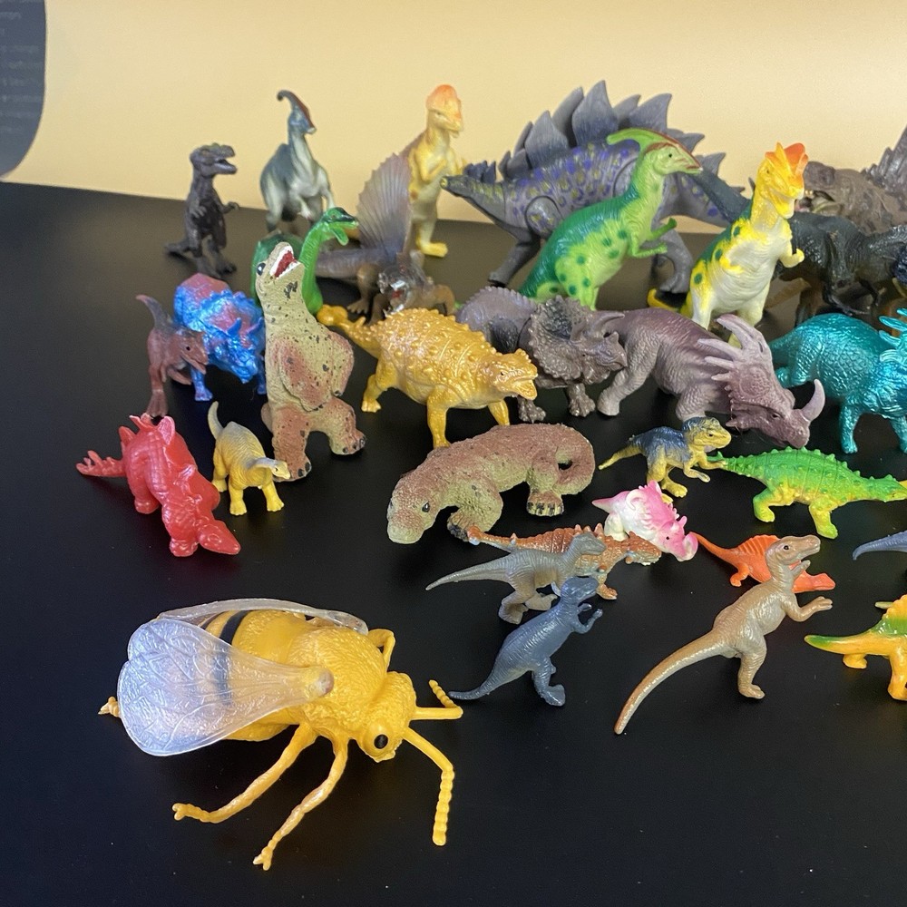 Lot 60+ Vintage Plastic Dinosaur Figures Mixed Prehistoric Toy Bundle Bulk
