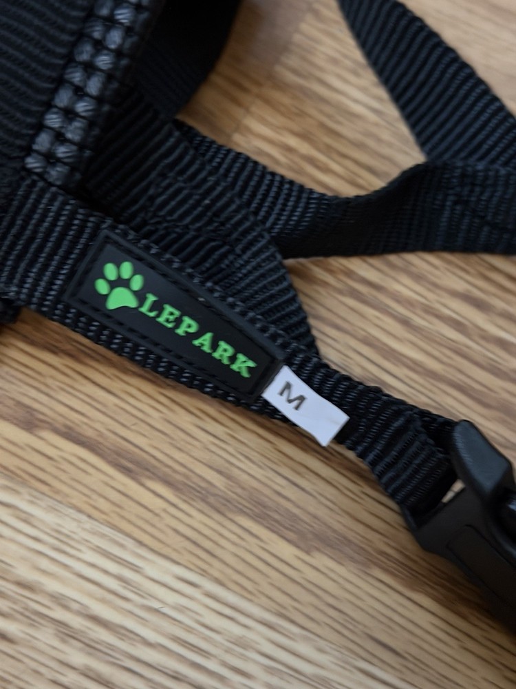 Nylon Dog Muzzle Prevent Biting Barking Chewing Medium Adjustable Loop Pet NEW