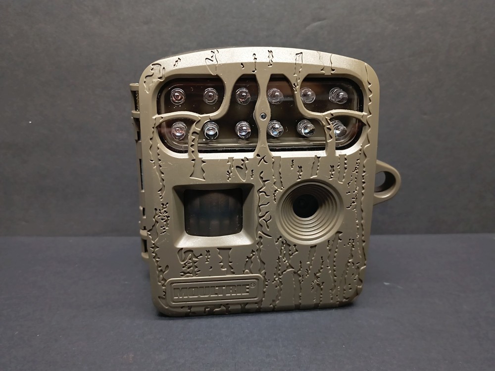 MOULTRIE  TRAIL CAMERA MCG-13034