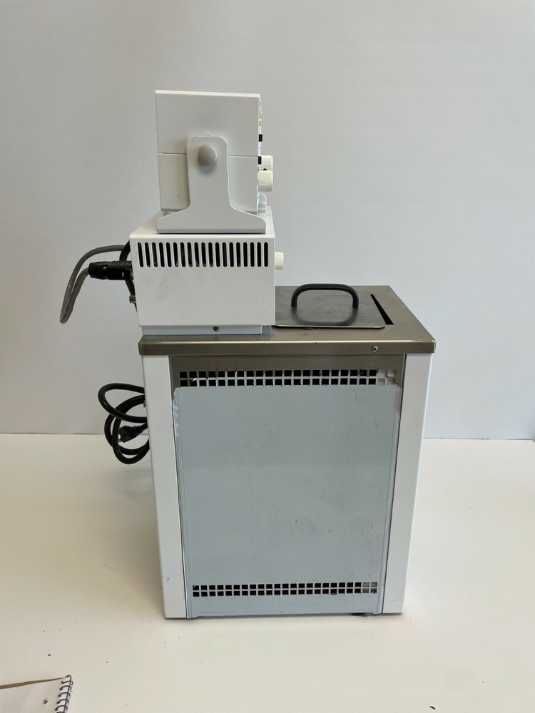 F9: Neslab RTE-100 Bath Circulator with Temperature Controller - Read Condition