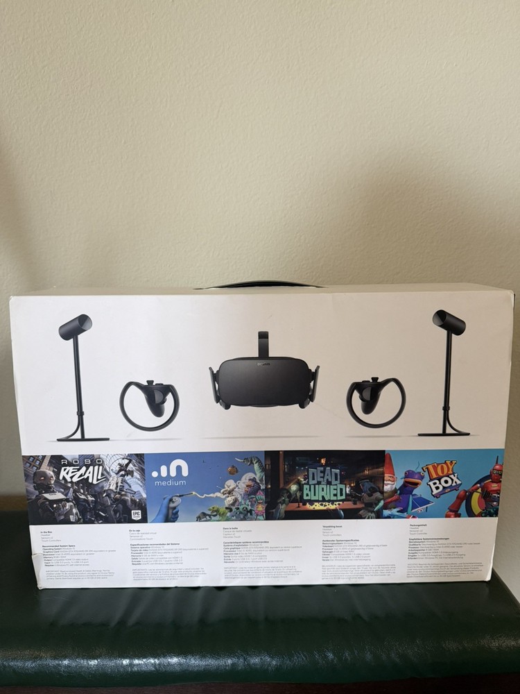 Oculus Rift VR Headset Complete Bundle Open Box w/ Controllers & Box
