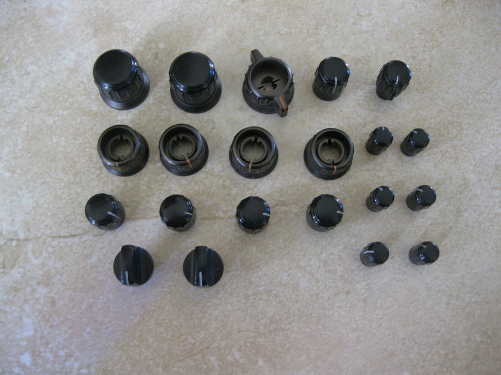 Yaesu FT-1000MP (Plain)  Front panel Knob set (less VFO) in Excellent shape