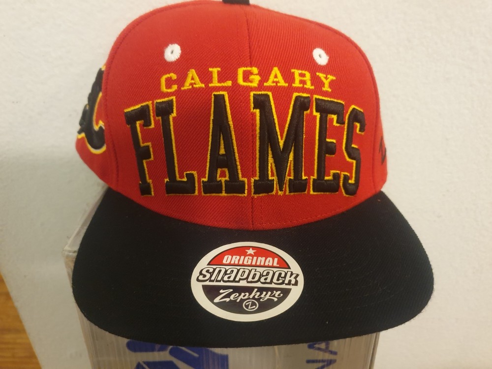 NHL Calgary Flames Team Script 2 Tone Side Logo Patch Retro Snapback Cap Hat