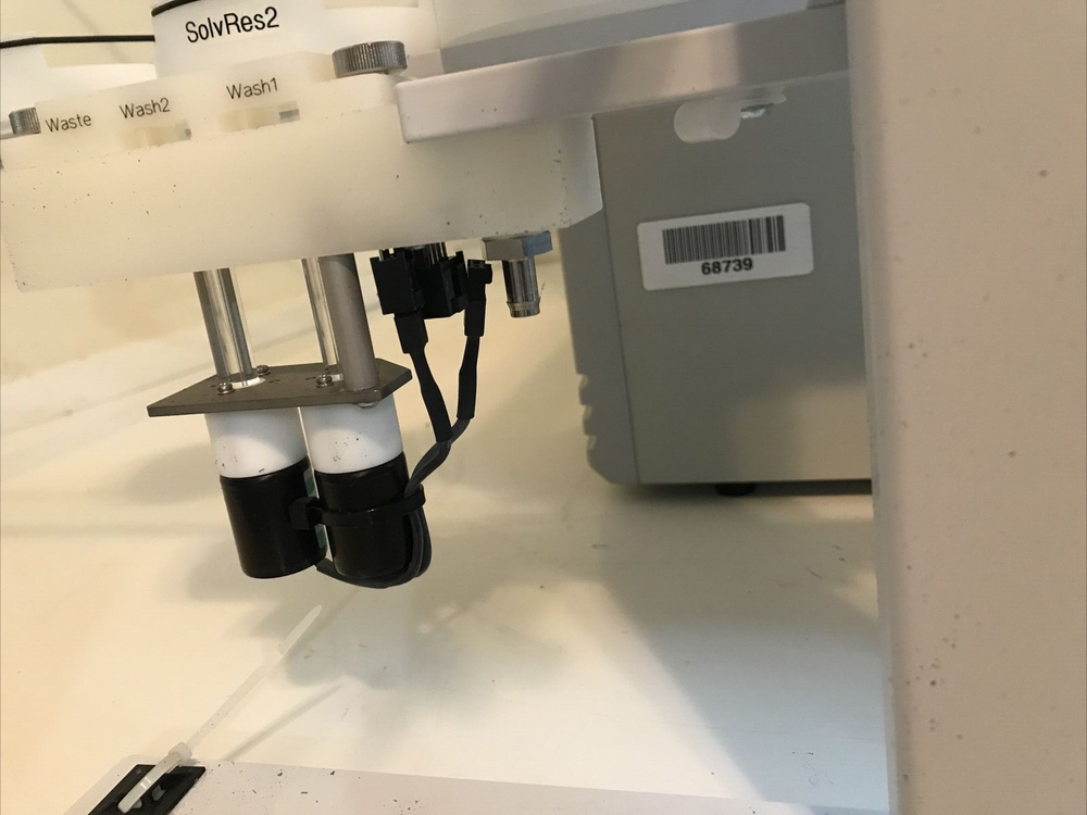 MICROCAL GE PAL XY 012-02A AUTOSAMPLER Microcal XT