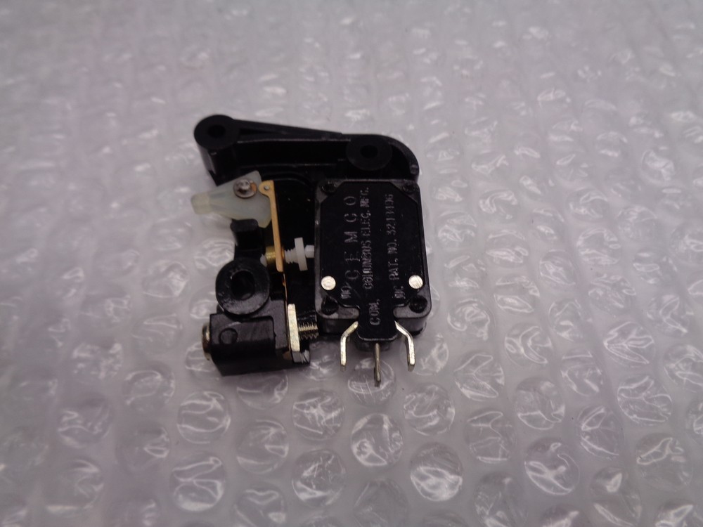 INDUSTRIAL SPARE 032193 SWITCH NSNP