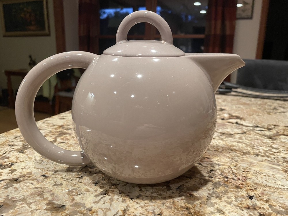 ASA Teapot with Strainer