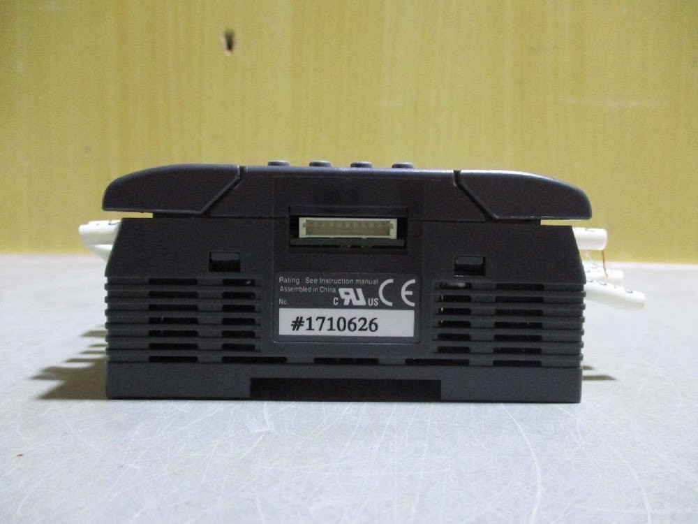 KEYENCE KV-24DT PLC Programmable Controller USED