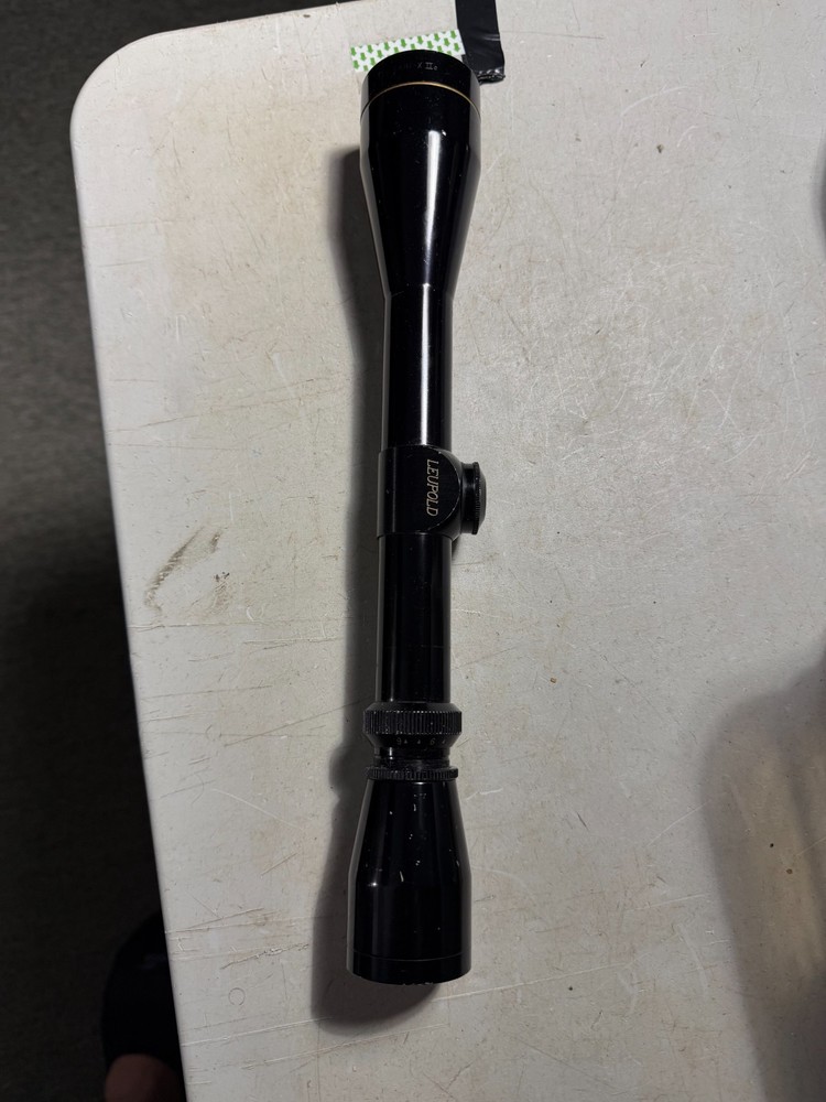 Leupold Vari X-IIc 3-9x40mm Glossy Rifle Scope some marks