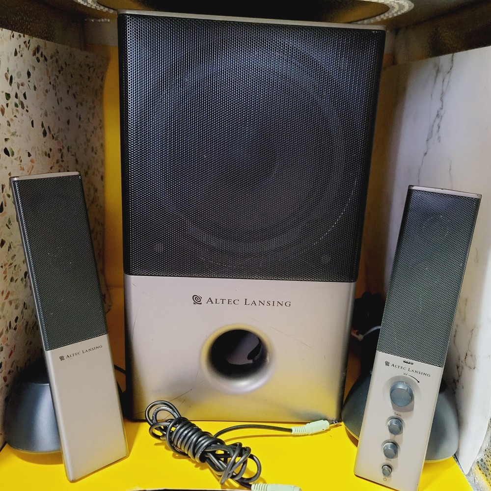 Altec Lansing Computer Speakers Subwoofer Set Gray 21 Satellite 1 Sub