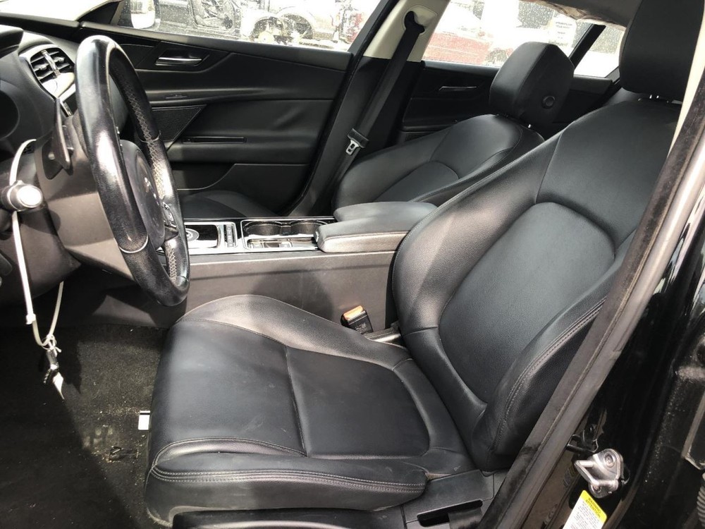 Sun Visor Left Driver Without Illumination Fits 17-20 F-PACE 956825
