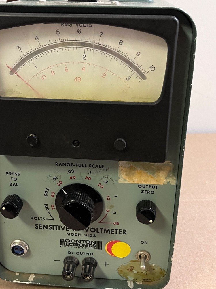 Pre Owned Boonton 91DA Voltmeter Boonton Electronics Sensitive Voltmeter