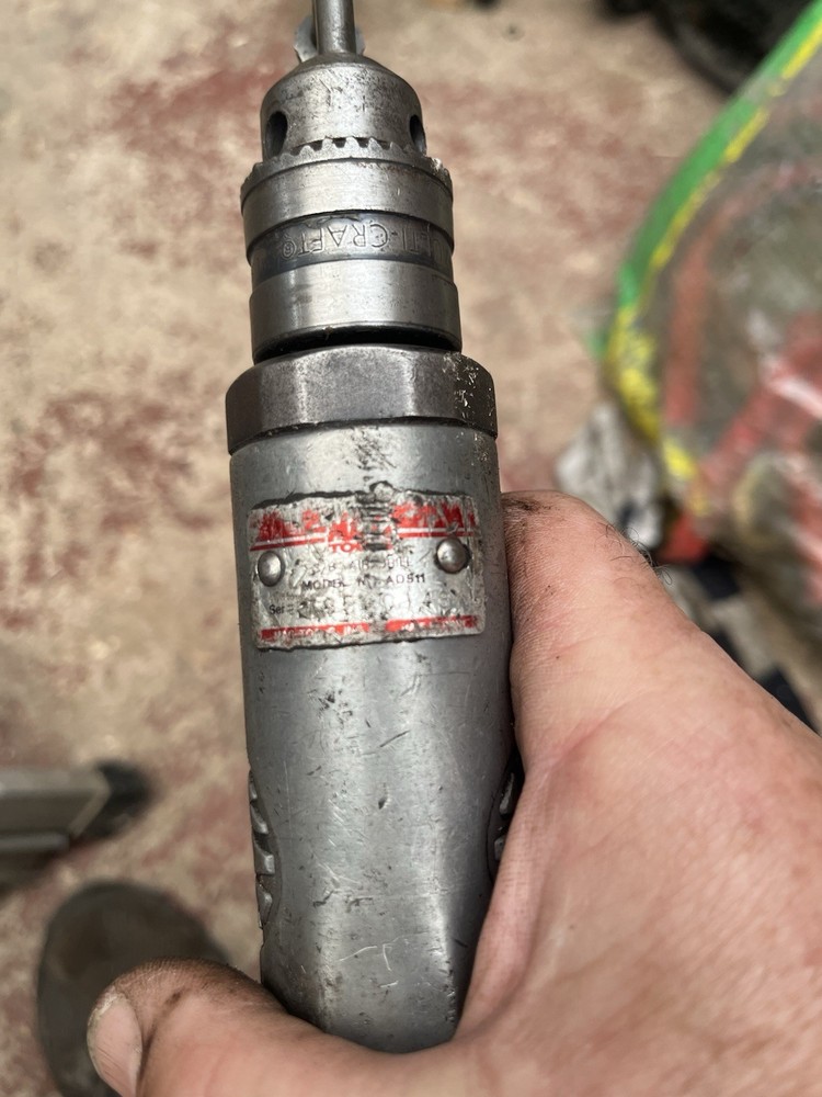 Mac 3/8 Chunk Air Drill