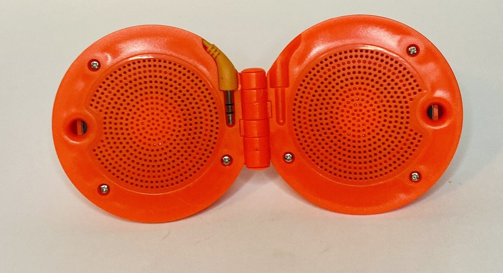 Escada speakers