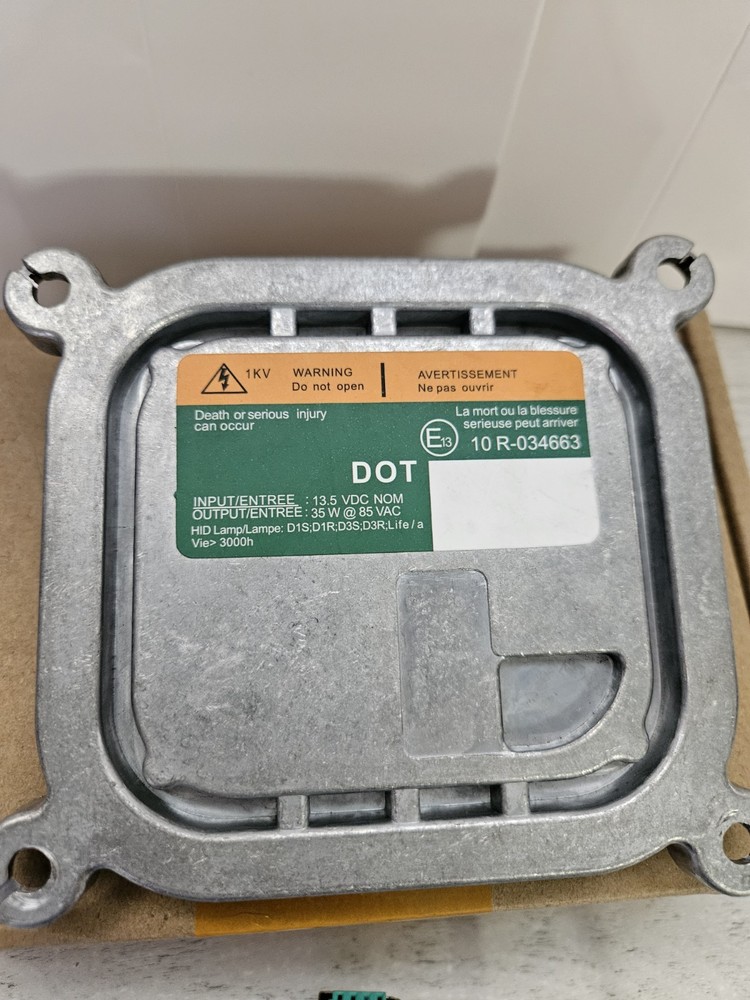 NEW Ballast Control Module Lincoln MKS MKT MKX MKC