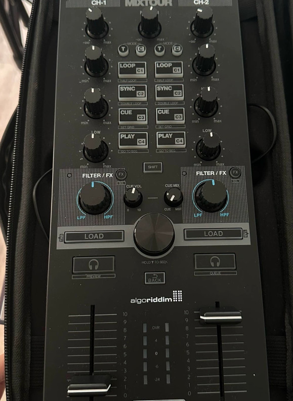 1pcs Reloop Mixtour mixing console