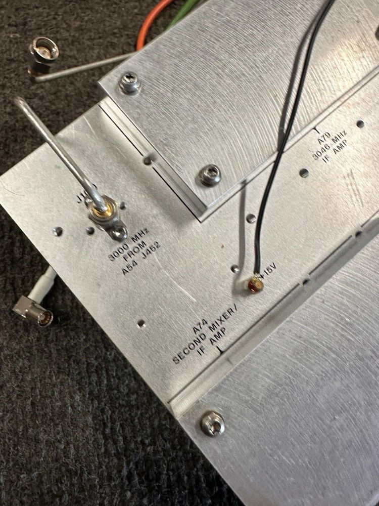 Agilent HP 89441A Analyzer A70 Source Module