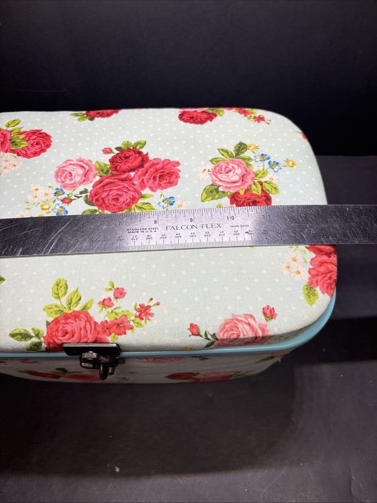 Vintage Sewing Box -Rose Pattern