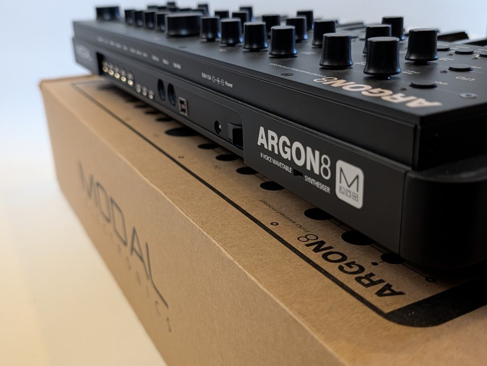 Modal Electronics Argon8 Polyphonic Wavetable Synth - MINT WITH BOX - DECKSAVER!