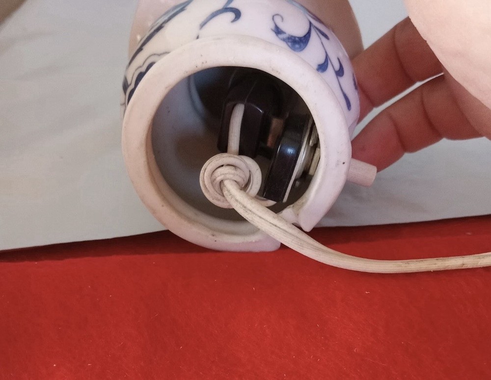 💙 Vintage Ceramic Blue Danube/ Blue Onion Perfume Lamp / Nightlight 💙