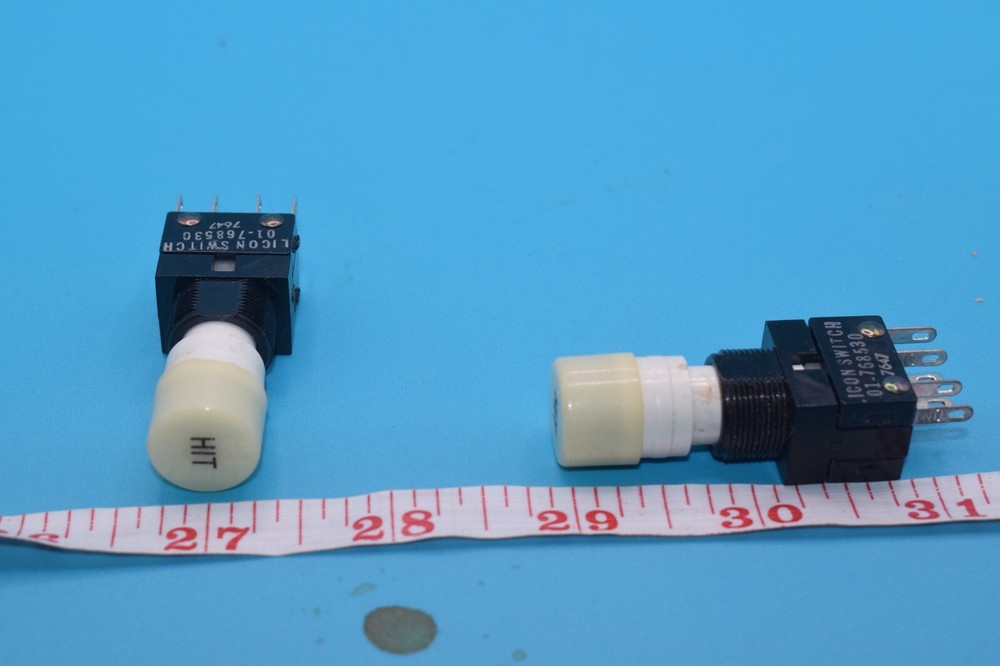 PAIR - LICON 01-768530 PUSH BUTTON - HIT SWITCH - COOL STEAMPUNK DISPLAY - LAMP