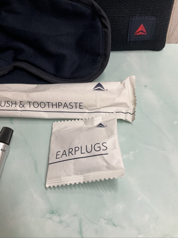 Delta Airlines Amenity Kit