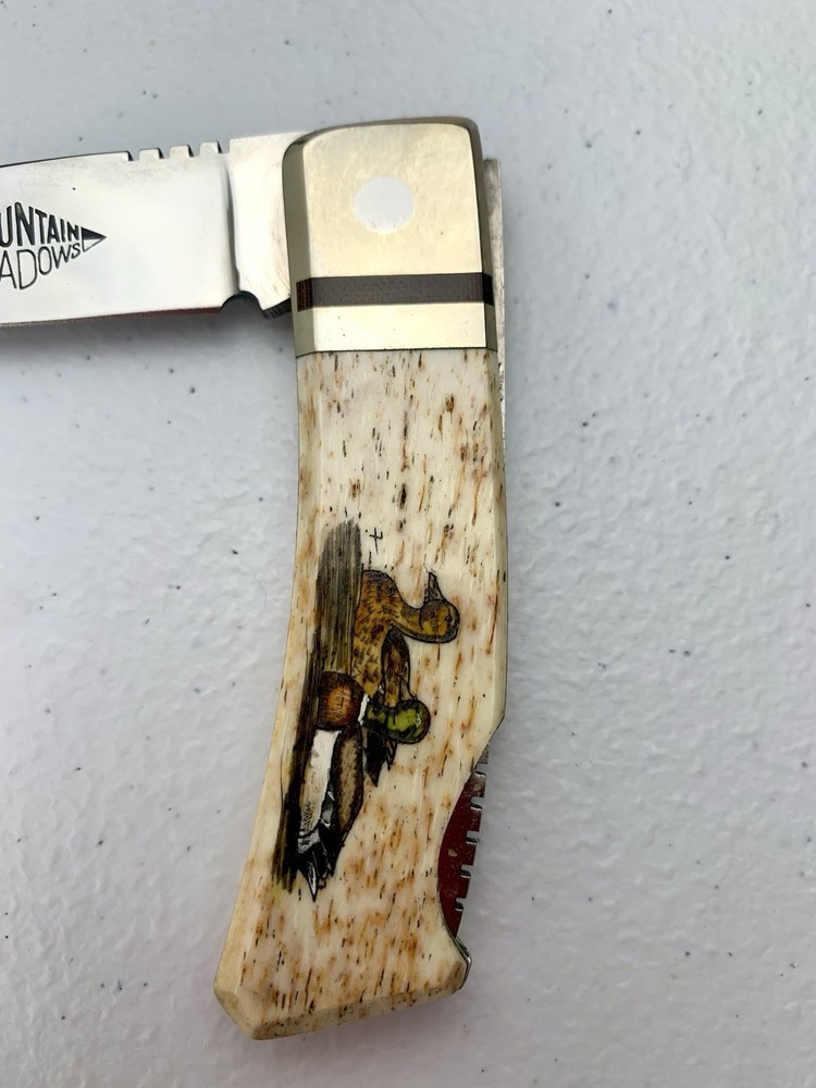Vintage Precise Mountain Shadows Custom Scrimshaw Lockback Folding Knife