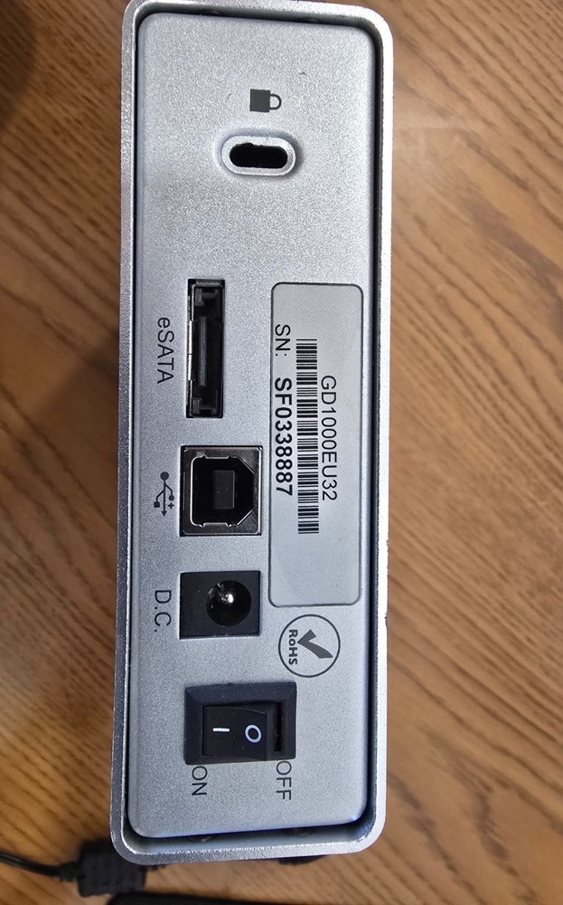 Fantom Drives GreenDrive With Small Scratches Password Lock Unknown (Read Desc)