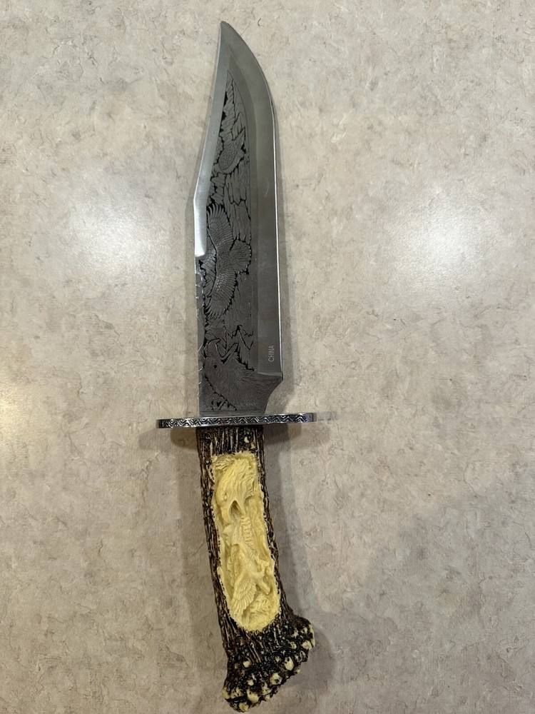 Wildlife Eagle Detailed Display Dagger Knife Decoration