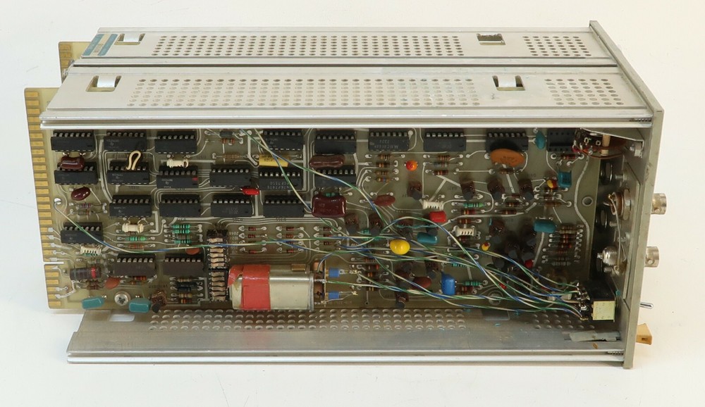 Tektronix 067-0690-00 High Resolution Test Generator